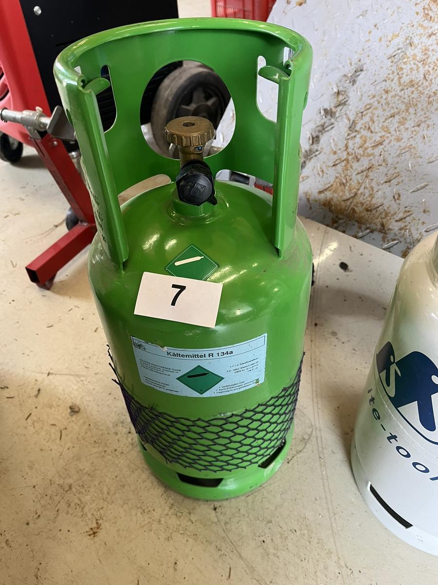 12.5 kg Kältemittel mit Einsatzflasche R 134 a?d=2025-05-22 04:54:29