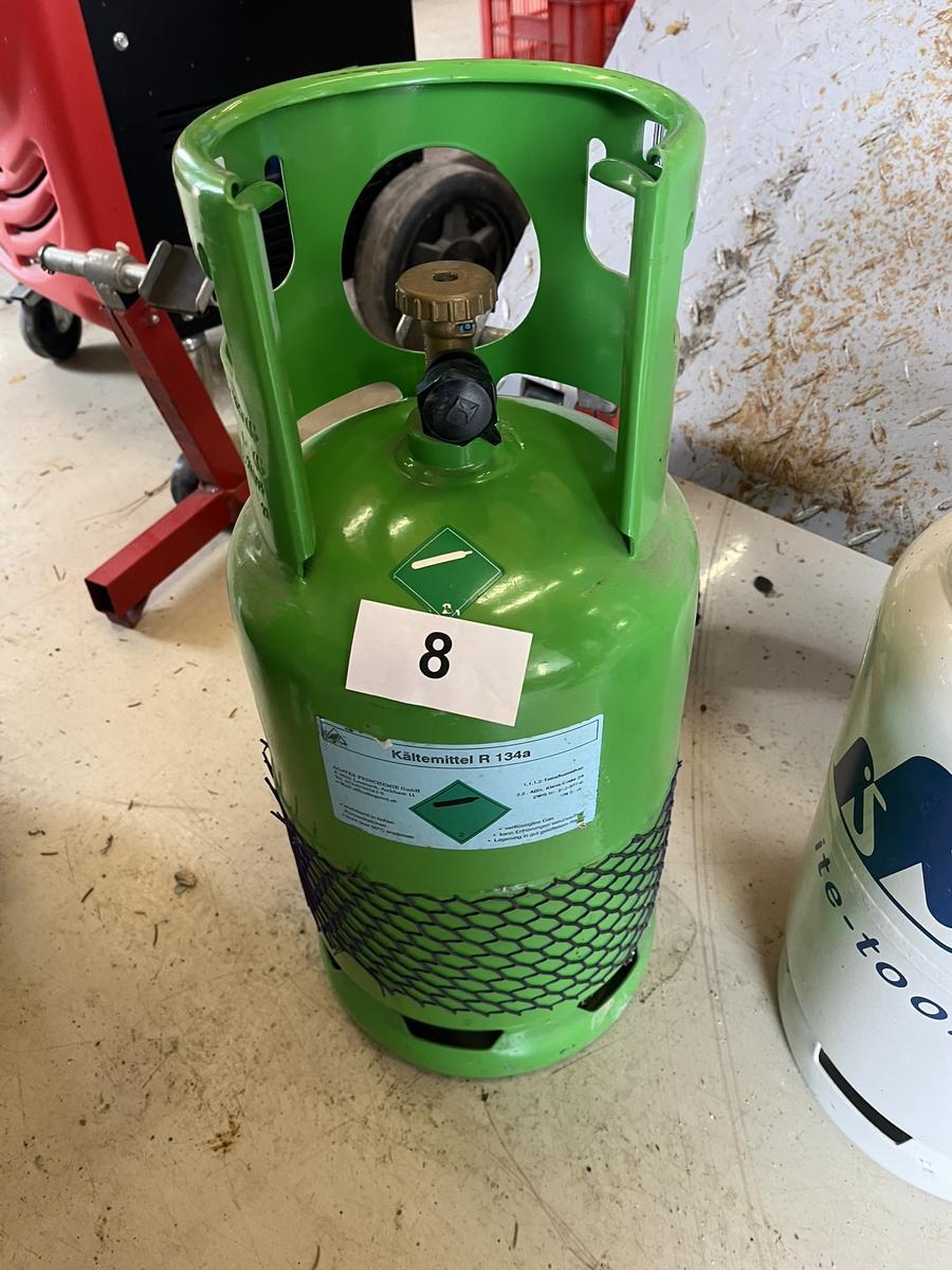 12.5 kg Kältemittel mit Einsatzflasche R 134 a?d=2025-05-22 08:30:19