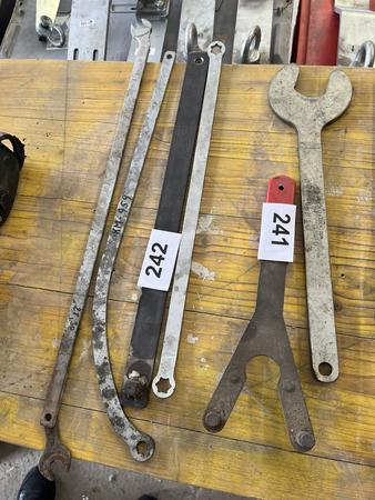Spezialschlüssel für Riemenspanner Spezialschlüssel für Riemenspanner