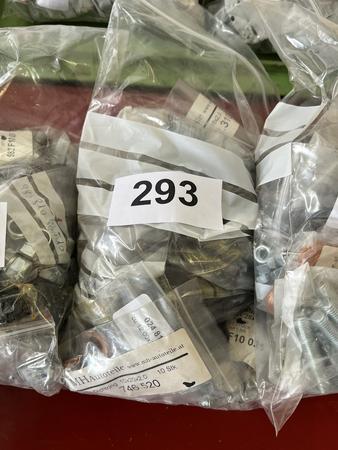Paket mit Auspuff-,Feingewinde- u. Sicherungsmuttern, Stehbolzen, Hitzeschutzscheiben u. Kupferdichtringe Paket mit Auspuff-,Feingewinde- u. Sicherungsmuttern, Stehbolzen, Hitzeschutzscheiben u. Kupferdichtringe
