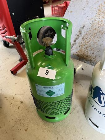 12.5 kg Kältemittel mit Einsatzflasche R 134 a 12.5 kg Kältemittel mit Einsatzflasche R 134 a