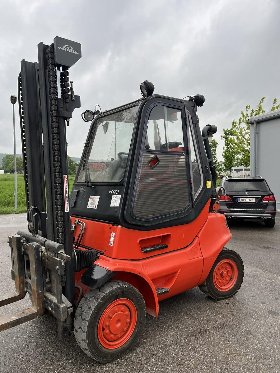 Linde Frontstapler H 40 T, Gasbetrieb, Tragkraft 4to, Duplexmast, Hubhöhe 4050mm, hydraulischer Seitenverschub, beheizte Fahrerkabine?d=2025-05-21 11:43:33