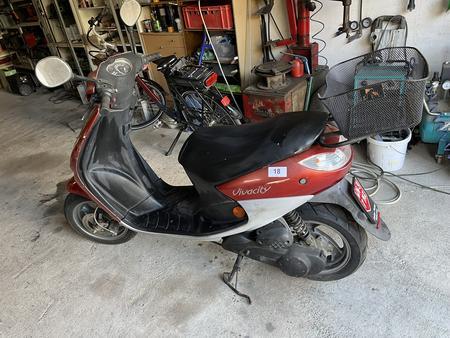 MOPED Roller Peugeot VIVACITI 50, neue Batterie, ohne Pickerl MOPED Roller Peugeot VIVACITI 50, neue Batterie, ohne Pickerl