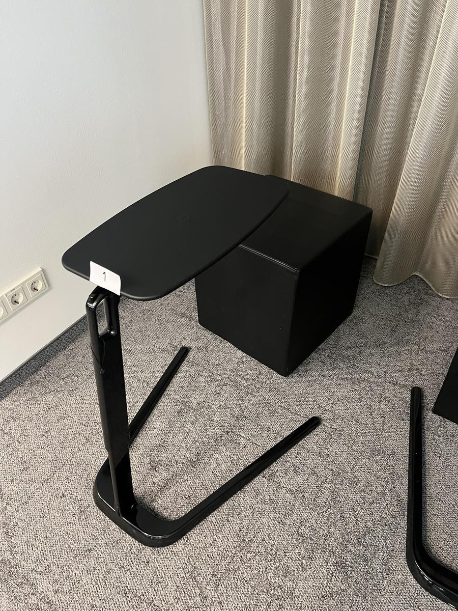 höhenverstellbarer Konferenz-,Beistelltisch ca.50/28 cm mit Hocker 40/40 cm?d=2025-05-21 17:47:39