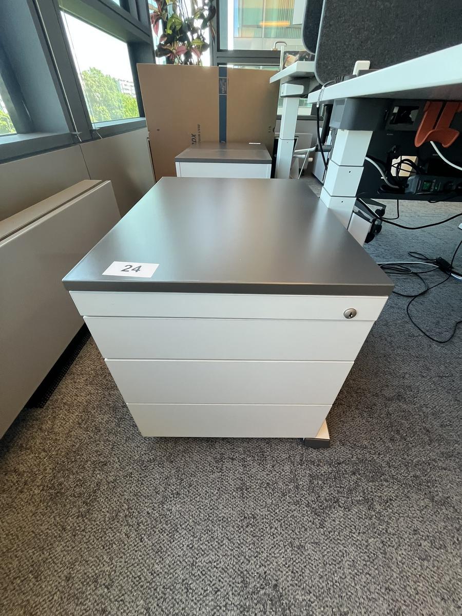 Rollcontainer mit Auszugsladen ca.43/60/53 cm Steelcase?d=2025-05-21 18:16:35