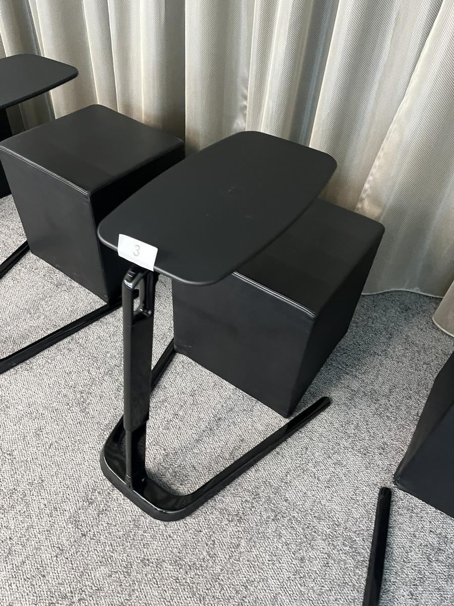 höhenverstellbarer Konferenz-,Beistelltisch ca.50/28 cm mit Hocker 40/40 cm?d=2025-05-21 18:02:23