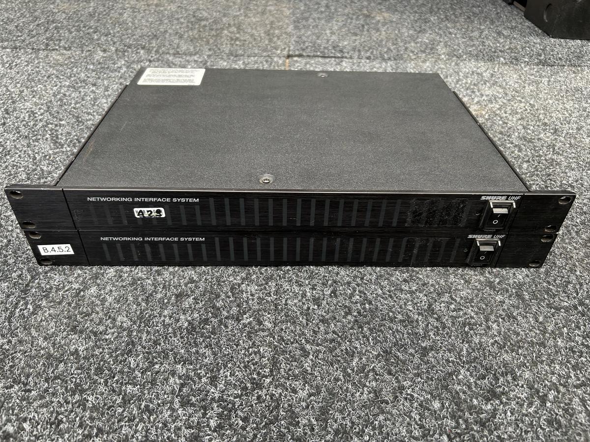 2 x Shure UHF Networking Interface?d=2025-05-21 17:44:07