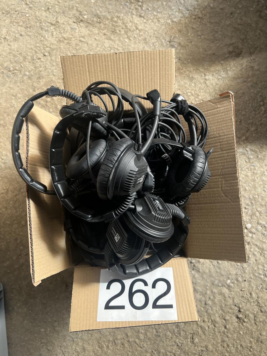 Set German Maestro Intercom Headsets?d=2025-05-22 00:01:45