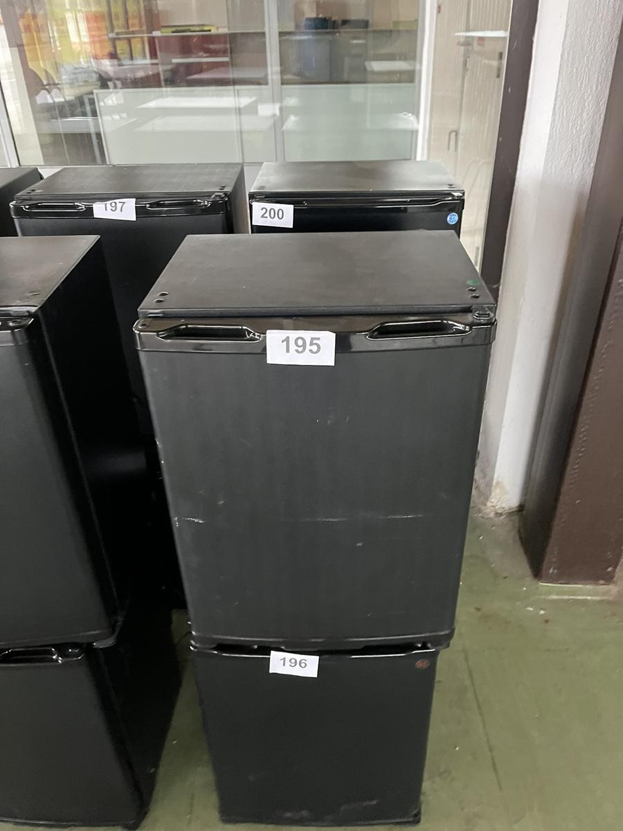 MINI Kühlschrank 230 V?d=2025-05-21 18:17:56