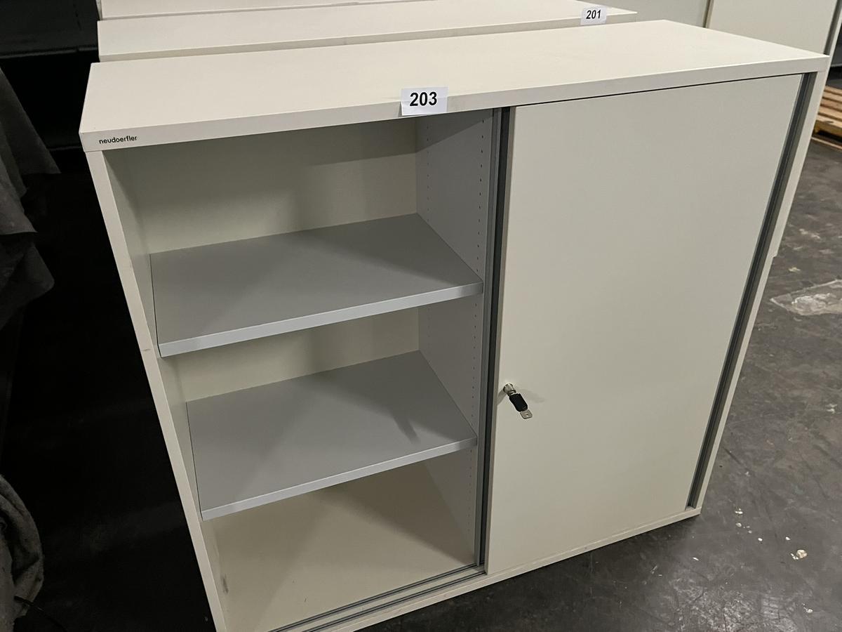 Neudörfler Aktenschrank 120/110 cm 3 Ordnerhöhen mit Schlüssel?d=2025-05-21 18:28:16