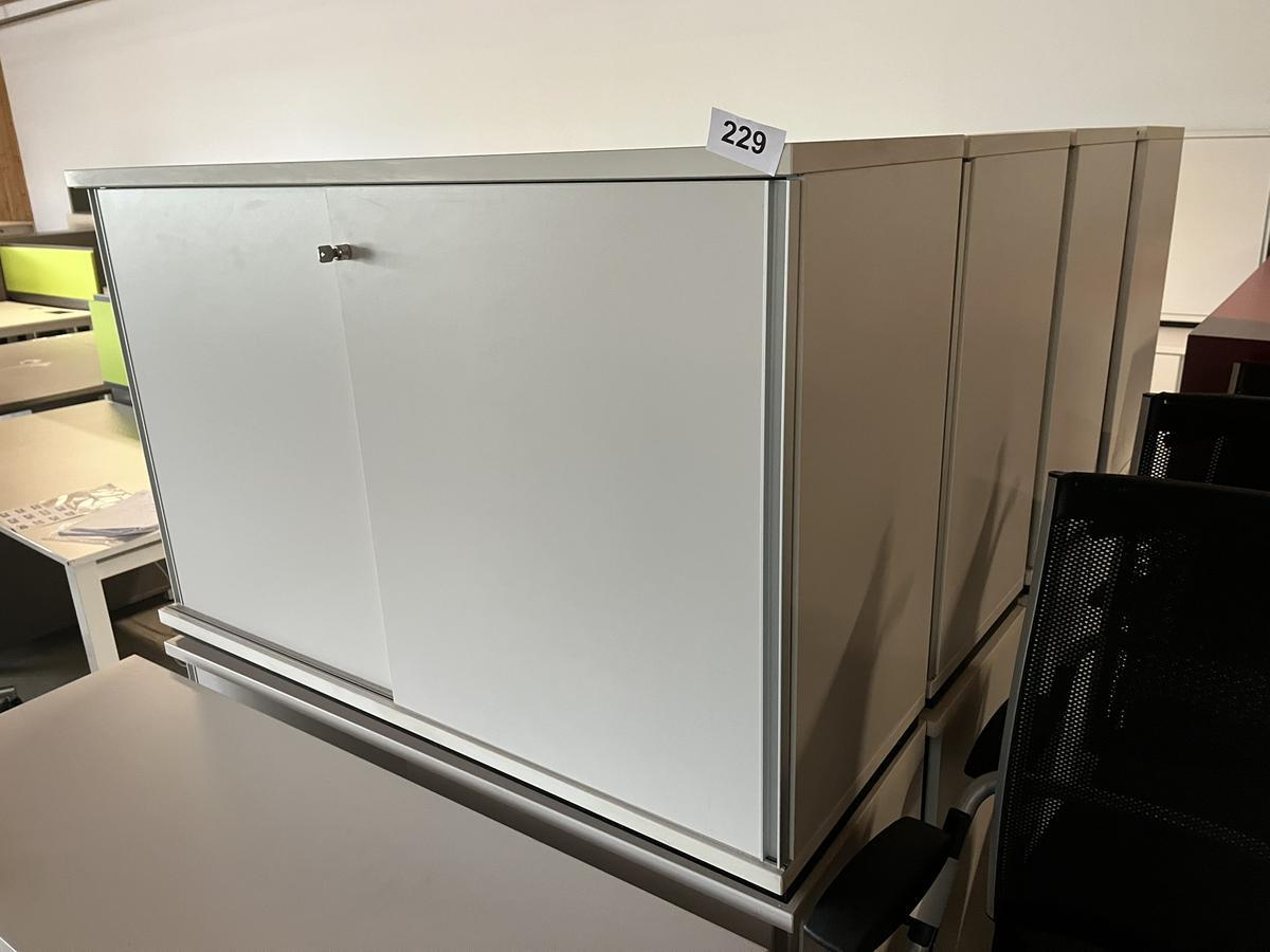 Aktenschrank 120/78 cm mit Schiebetüre 2 Ordnerhöhen?d=2025-05-21 18:12:49