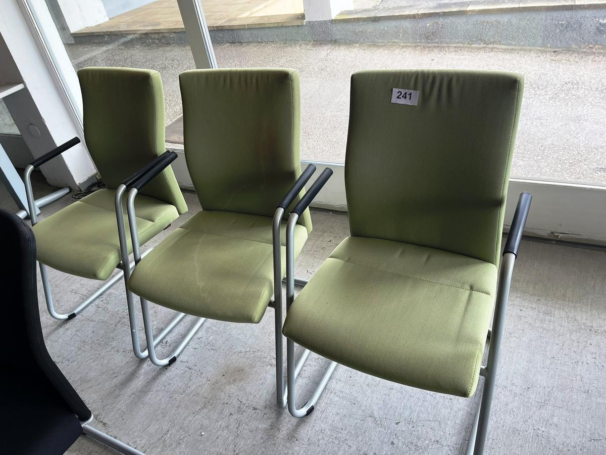 3 Stück Bürostühle?d=2025-05-21 18:24:26