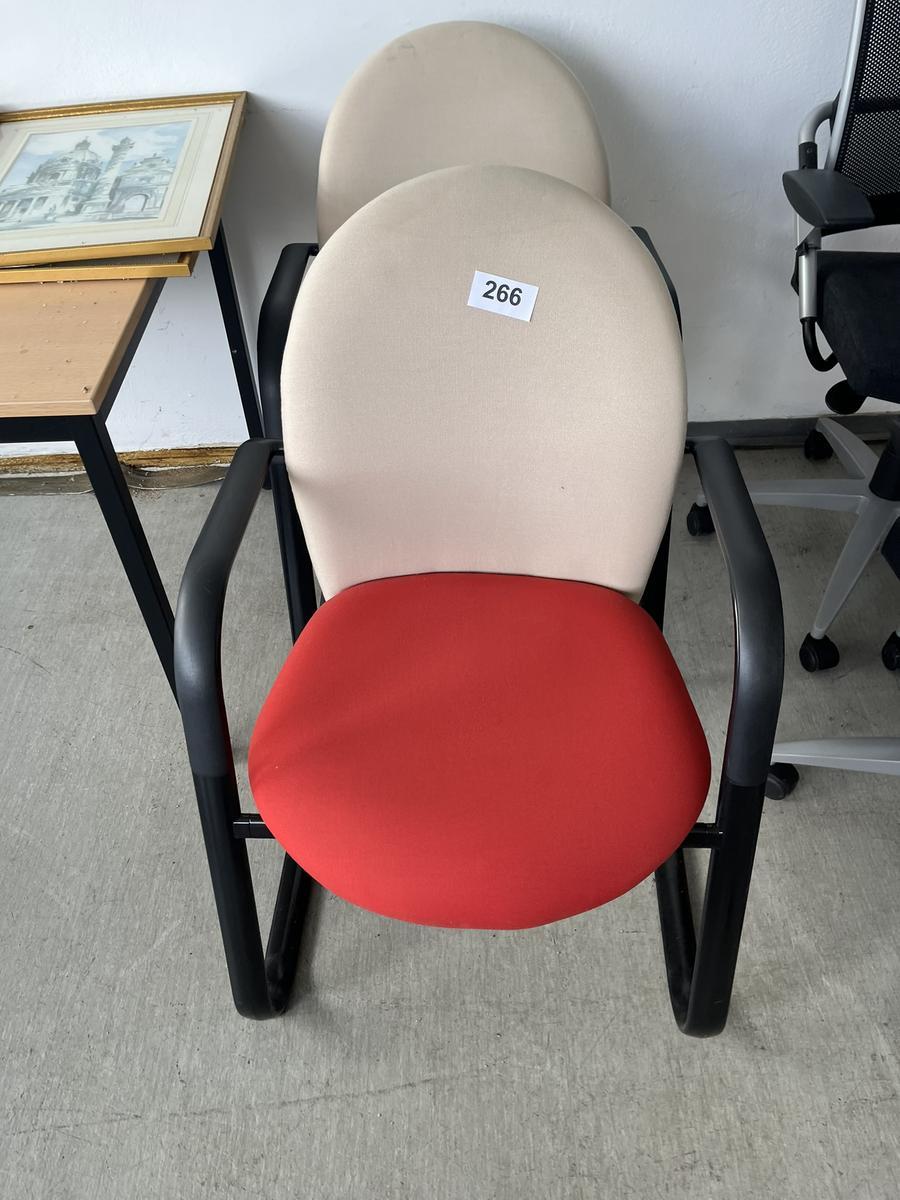 2 Stück Bürostühle?d=2025-05-21 17:47:41