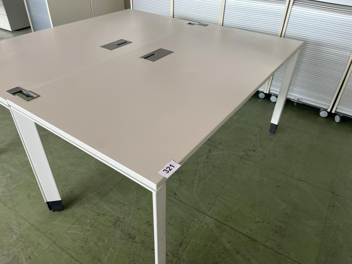 Steelcase Schreibtisch ca. 160/80 cm?d=2025-05-21 18:12:49