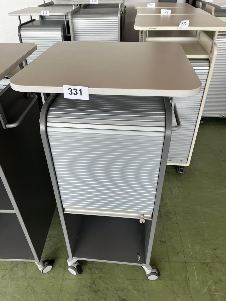 HIGH Caddy ca. 55/55/115 cm versperrbar?d=2025-05-21 18:19:12
