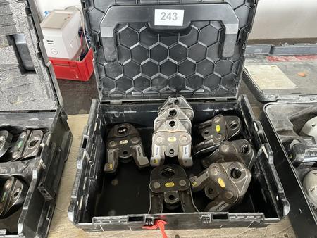 8 Stück Raxofix unterschiedliche Größen 8 Stück Raxofix unterschiedliche Größen