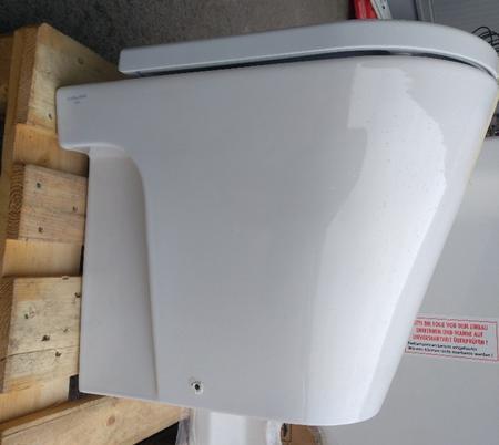 WC Catalano Ausstellungsstück, montiert, unbenutzt WC Catalano Ausstellungsstück, montiert, unbenutzt