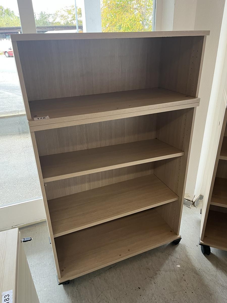 Mobilles Aktenregal offen ca. 100/160 cm?d=2025-12-06 05:53:10