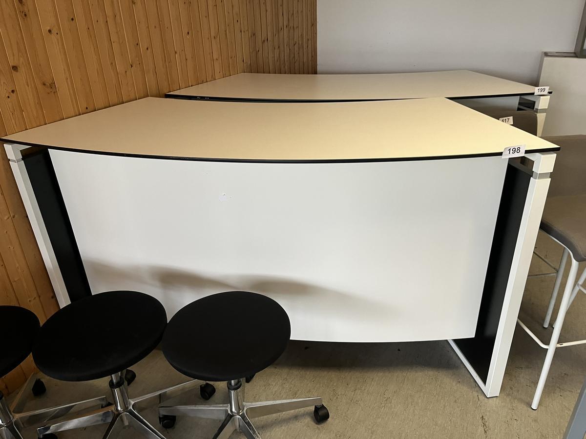 Verkaufs-,Empfangspult ca. 195/80 cm?d=2025-12-06 05:58:24