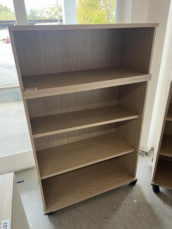 Mobilles Aktenregal offen ca. 100/160 cm Mobilles Aktenregal offen ca. 100/160 cm