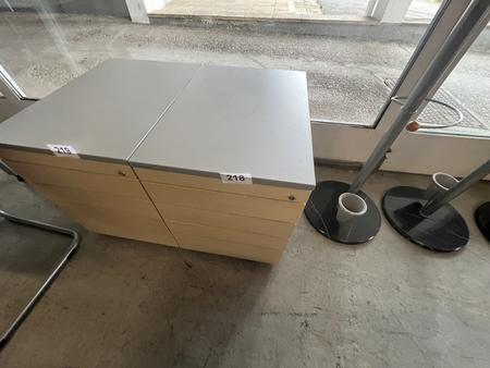 Rollcontainer ca. 55/60 cm mit Auszugsladen versperrbar Rollcontainer ca. 55/60 cm mit Auszugsladen versperrbar