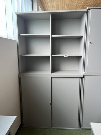 2 Stück Aktenschränke HALI je 120x110 cm 2 Stück Aktenschränke HALI je 120x110 cm