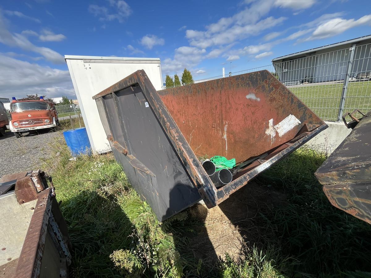 Abfallcontainermulde?d=2025-12-06 05:41:05