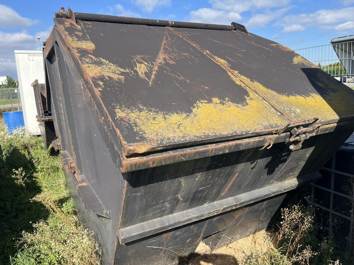 Abfallcontainermulde