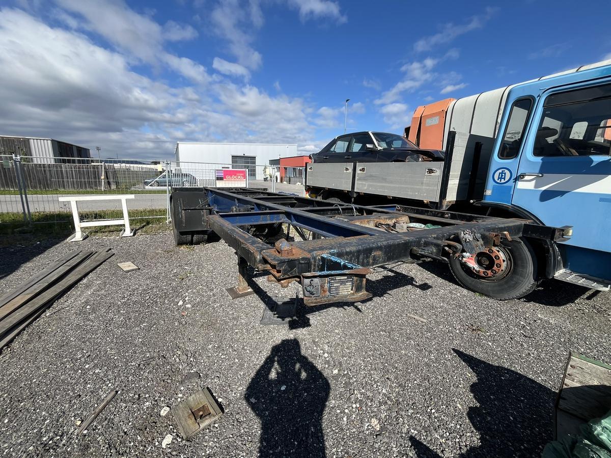 Containeraufleger Gföllner 1achsig ausgeführt?d=2025-12-06 05:43:13