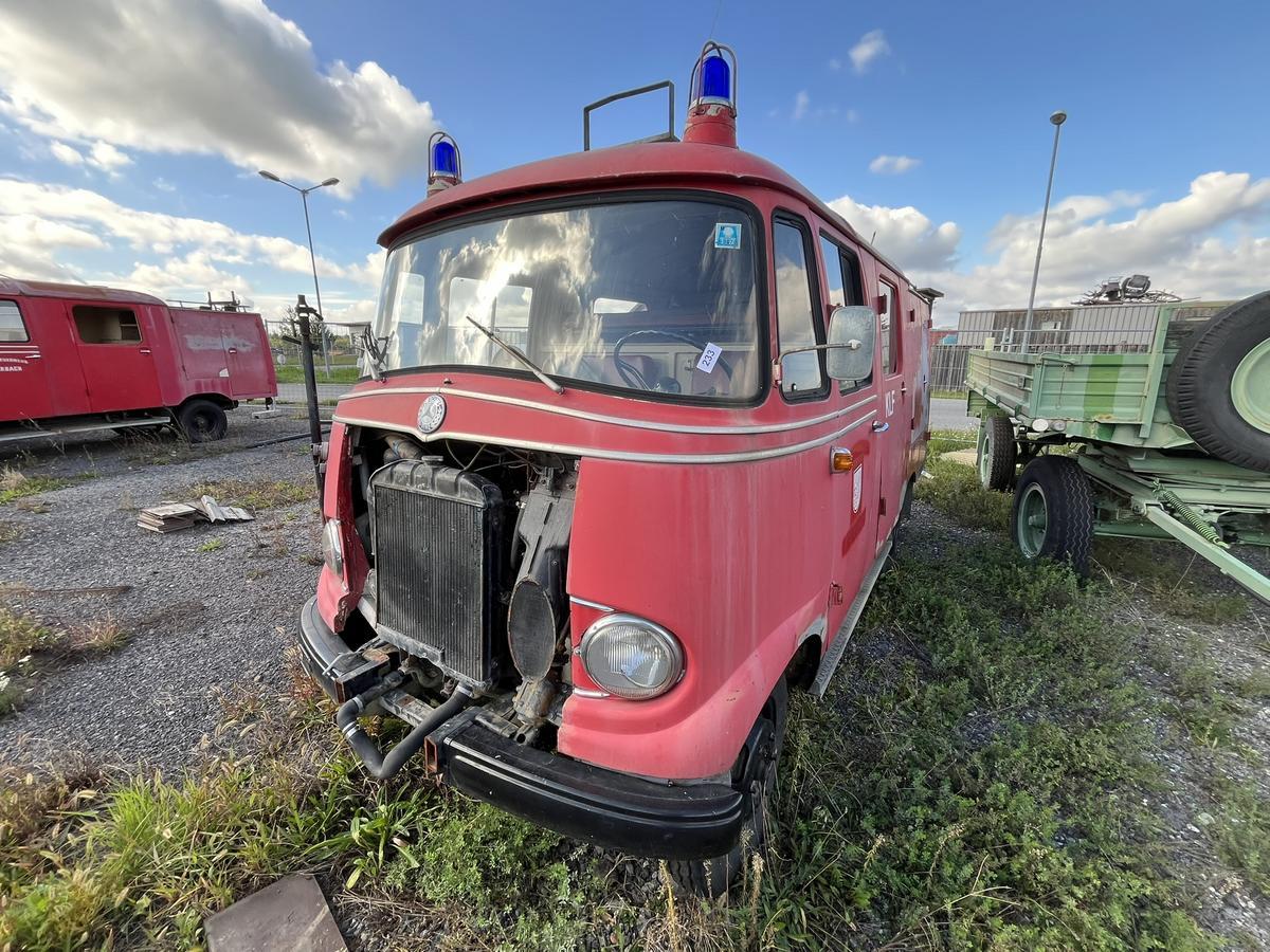 Mercedes KLF mit Rosenbauer Aufbau, BJ 1966, Vergaser, 80 PS?d=2025-12-06 05:58:17