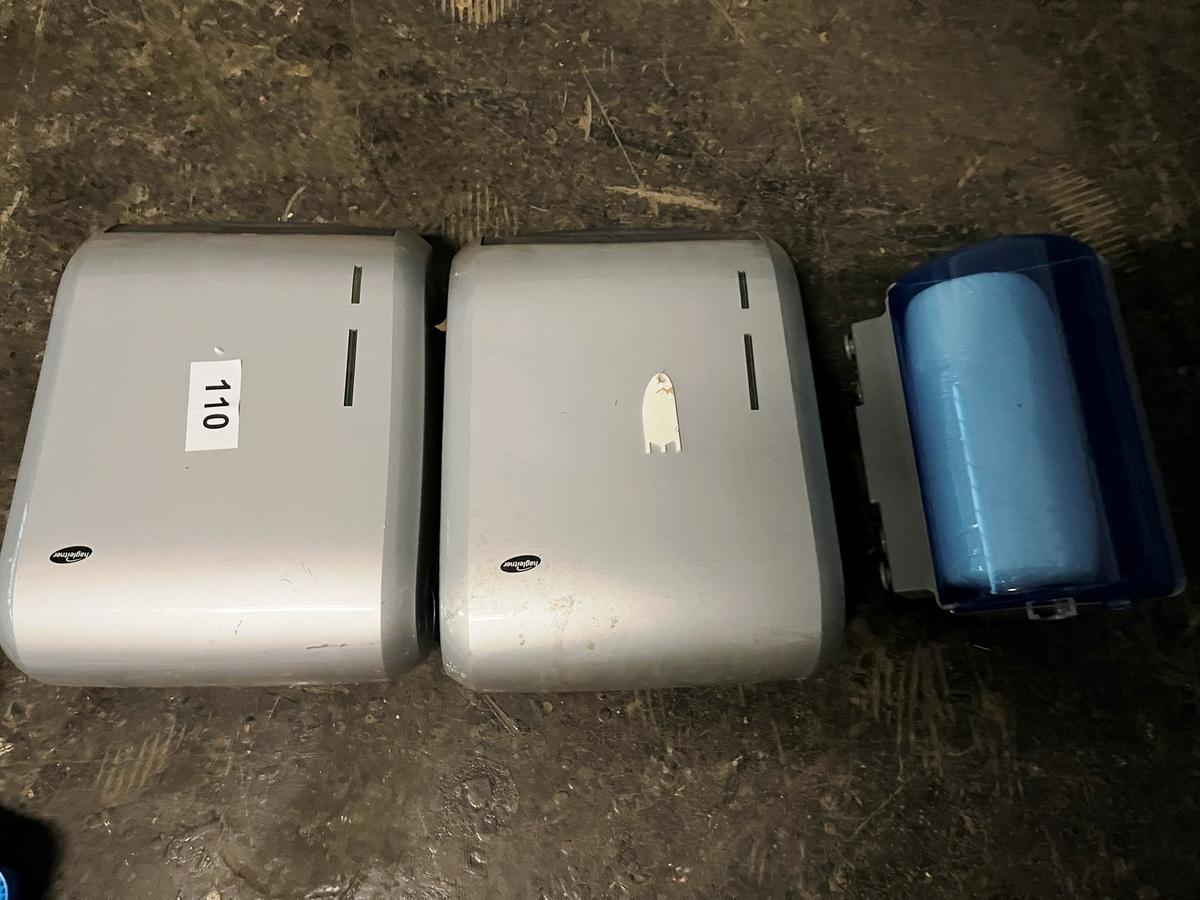 Posten Papierabrollspender?d=2025-12-06 05:55:58