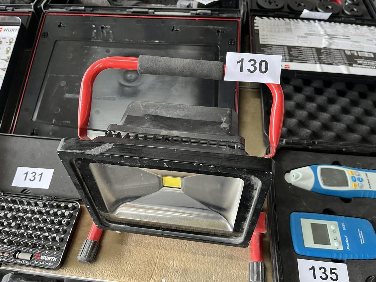 REV LED-Scheinwerfer 30 W - neuwertig?d=2025-12-06 05:57:11