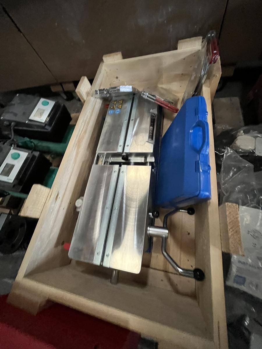 Air Liqiude Basecontrol Armatur neu