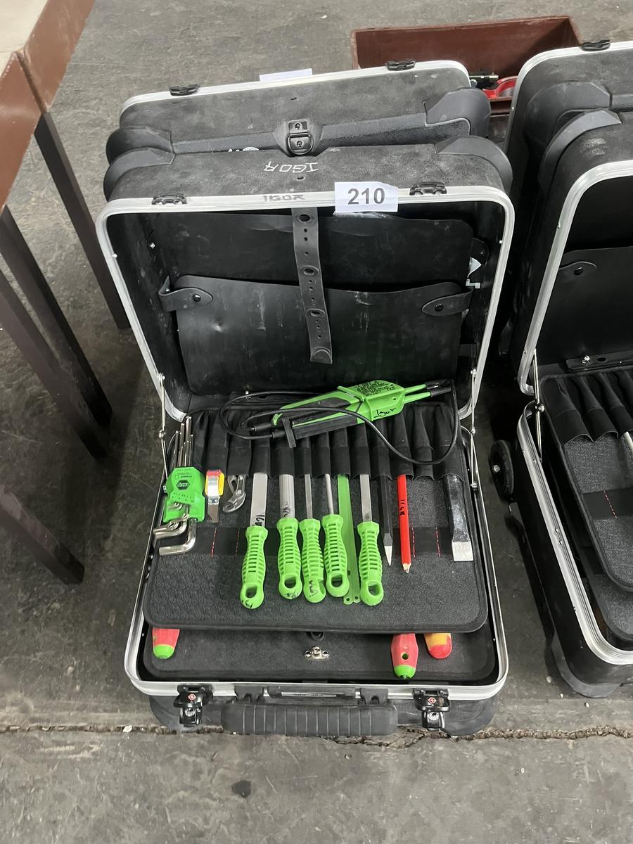 RECA Rollen-,Werkzeugkoffer bestückt mit Handwerkzeugen?d=2025-12-06 07:01:14