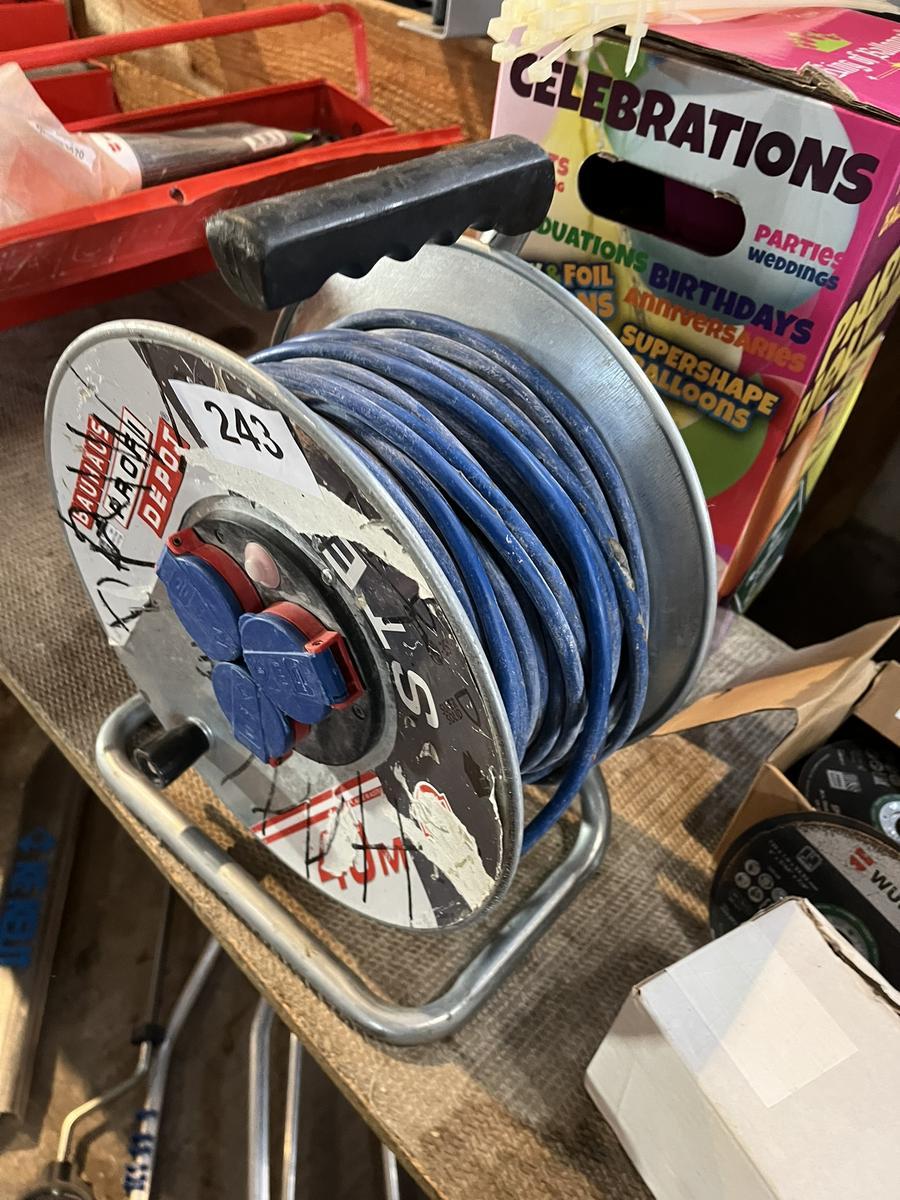 Kabelrolle 230 V?d=2025-12-06 07:01:34