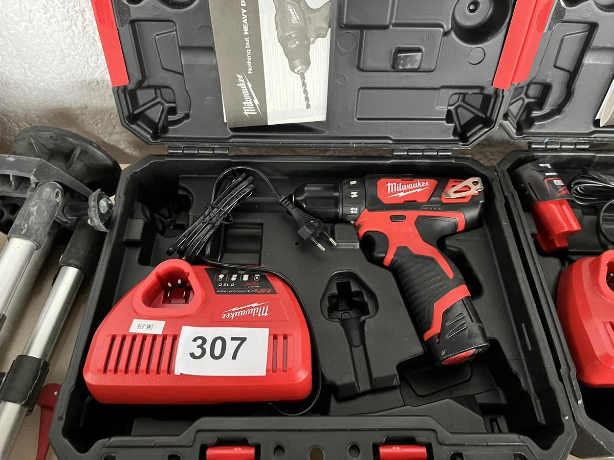Milwaukee Akku-,Bohrschrauber M 12 BDD 202 C im Koffer?d=2025-12-06 06:59:24