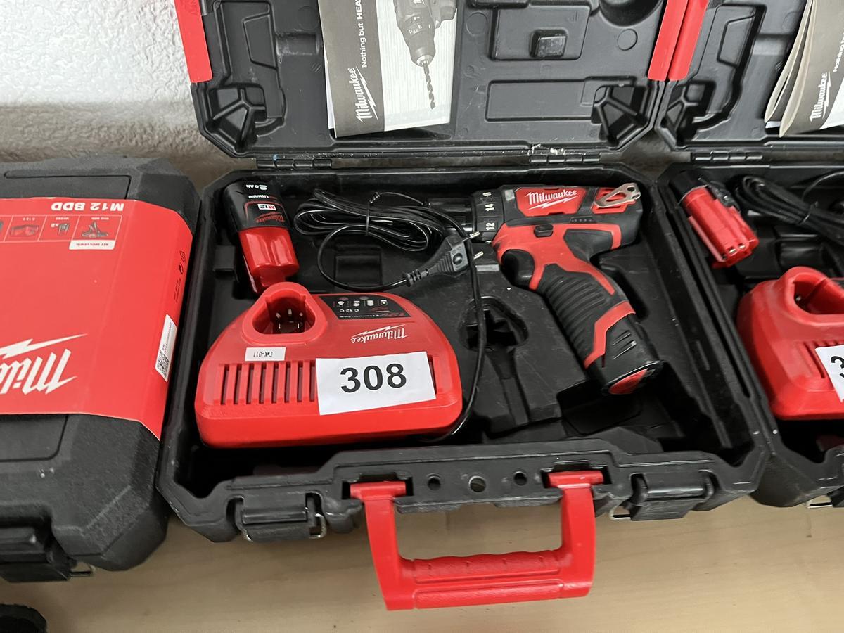 Milwaukee Akku-,Bohrschrauber M 12 BDD 202 C im Koffer?d=2025-12-06 06:59:32