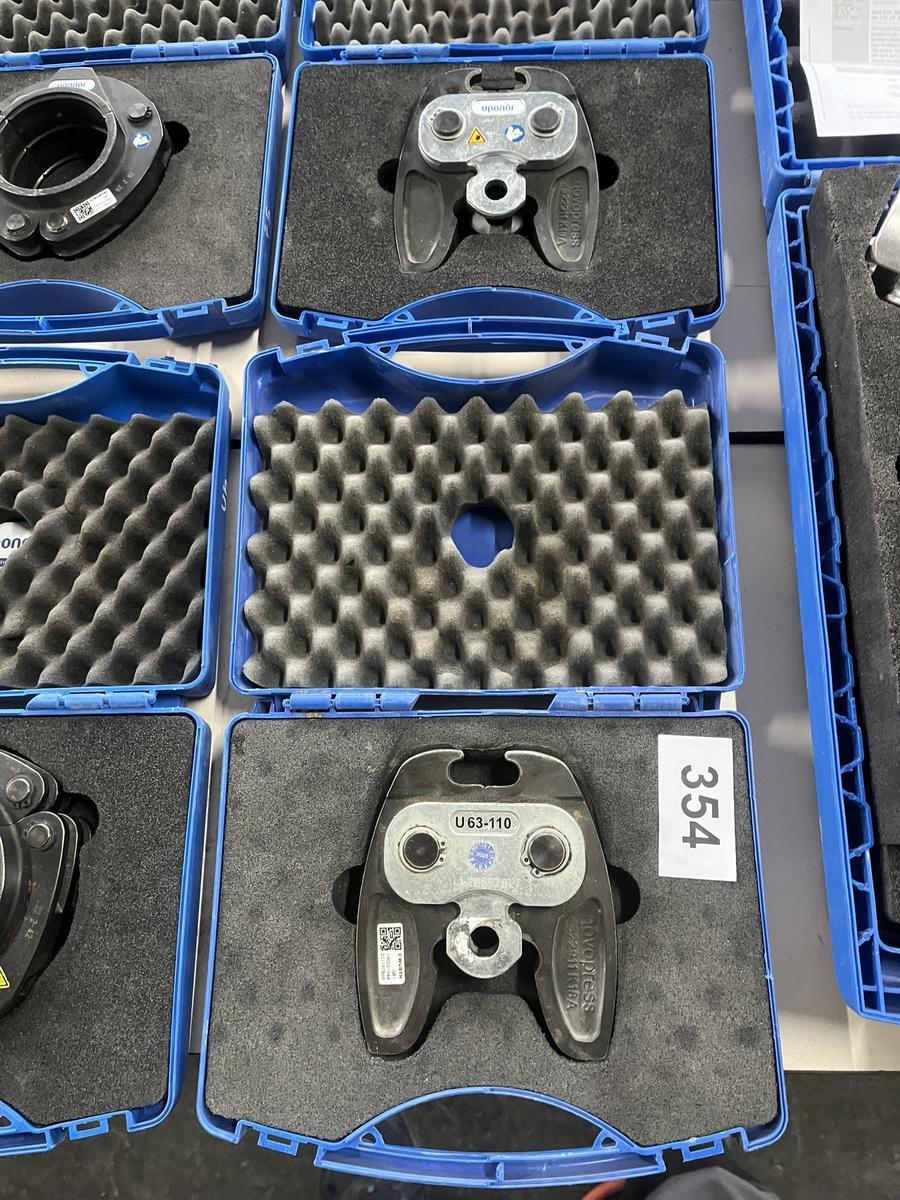 2 Koffer mit UPONOR Pressbacken?d=2025-12-06 07:00:54