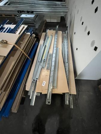 Lagerregal, 4.8 lfm x 60cm x 180cm und 90x40x180cm