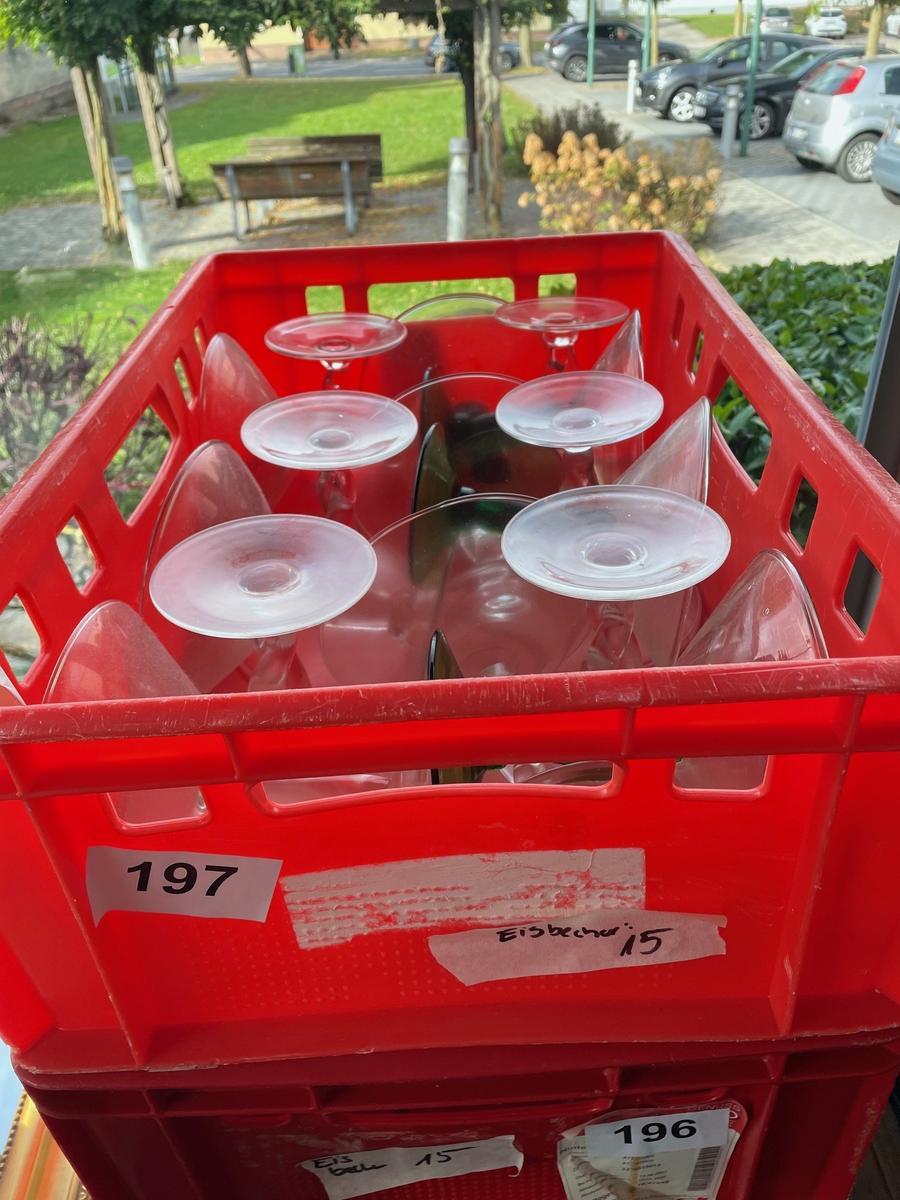 15 Stk. Eisbecher div. Größe?d=2025-12-06 07:00:53