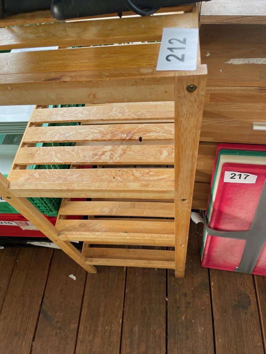 Holzregal, ca. 67x35x86cm?d=2025-12-06 07:00:58