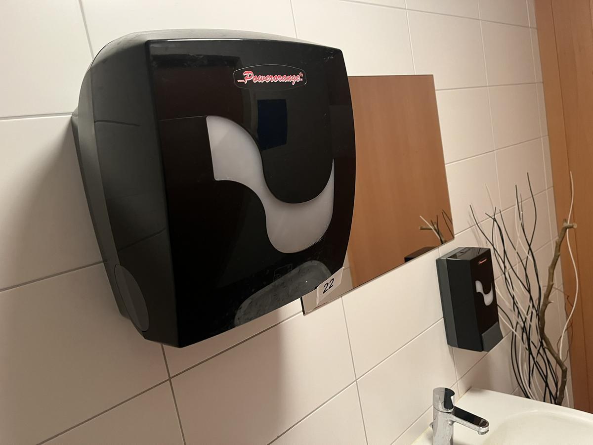 Papier/Seifenspender/WC Set?d=2025-12-06 05:58:18