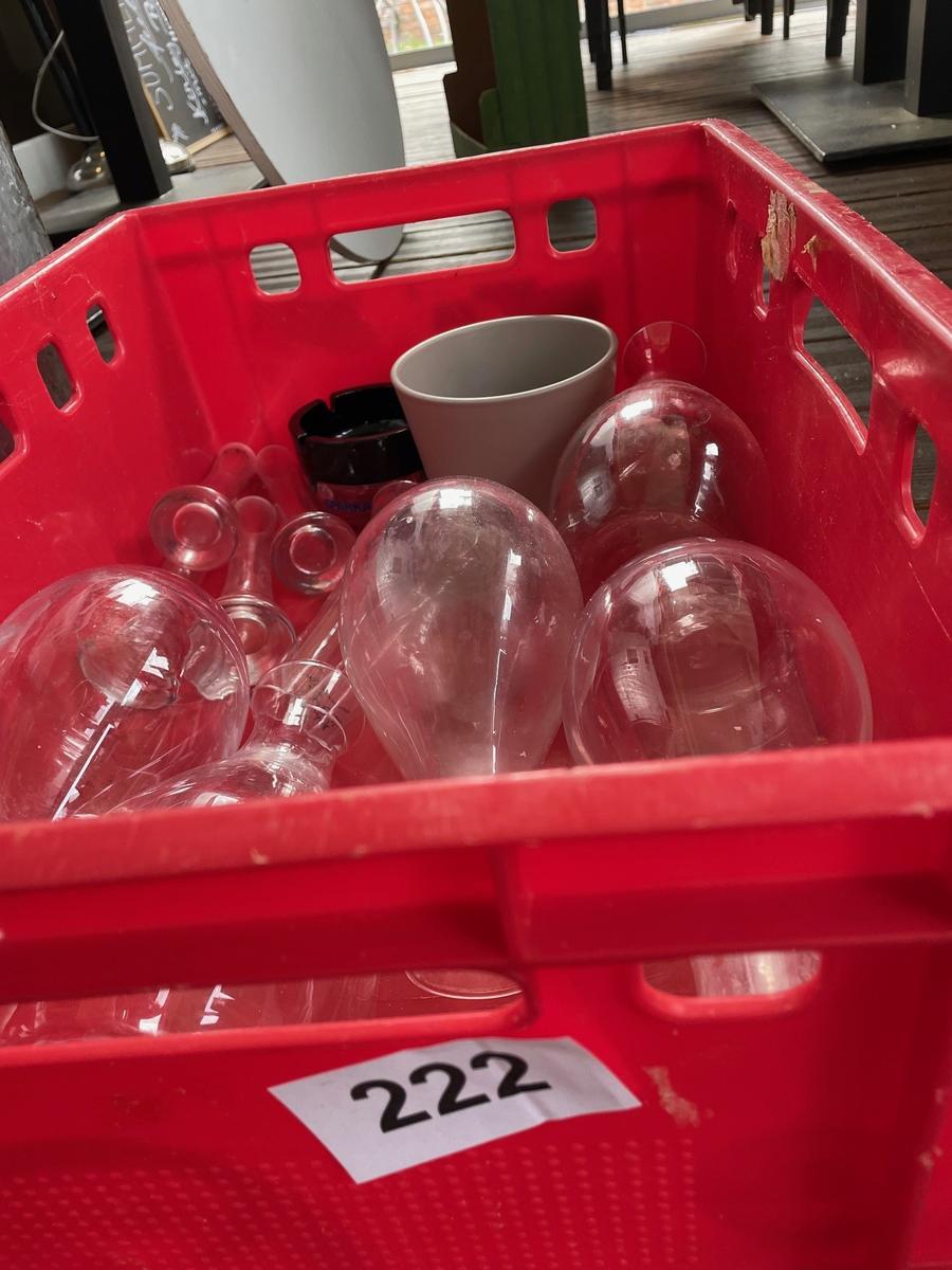 11 Stk. diverse Vasen?d=2025-12-06 06:59:41