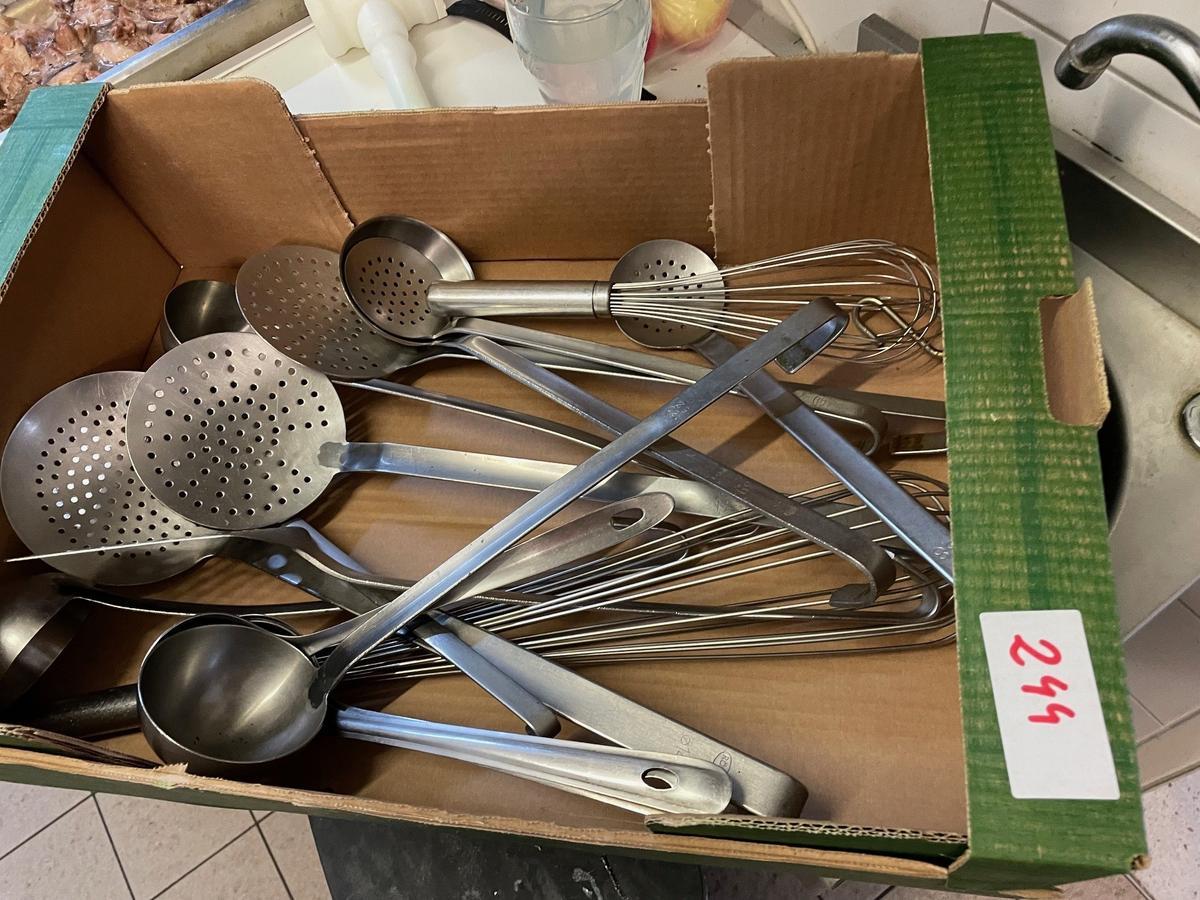 Großposten Schöpfer /Lochschöpfer, Kochlöffel und Schneebesen?d=2025-12-06 07:00:54