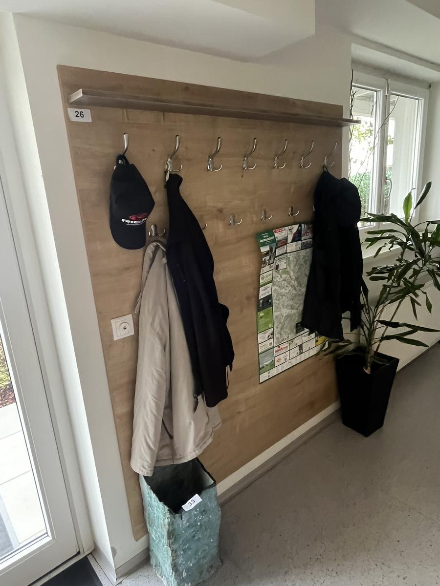 Wandgarderobe 150/180 cm?d=2025-12-06 05:53:29