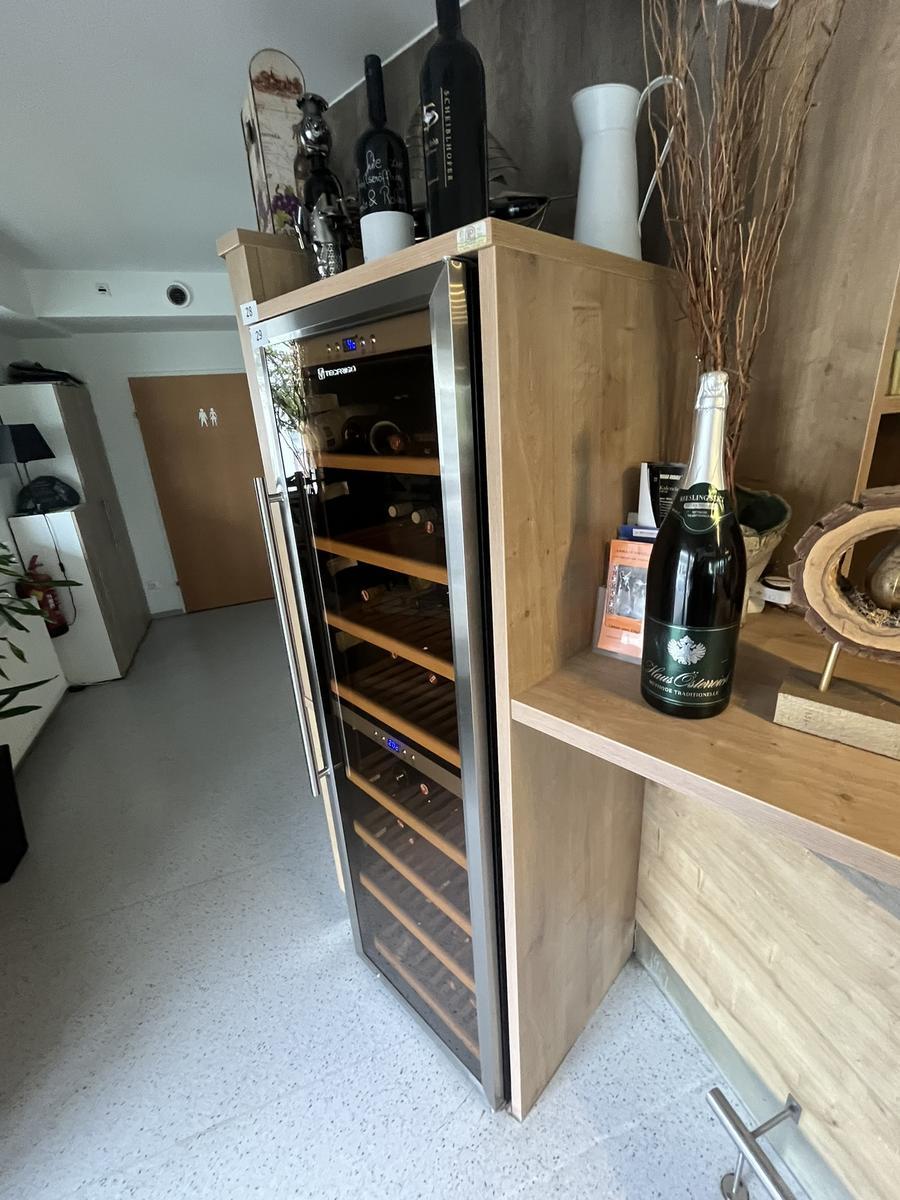 Verbau für Weinkühlschrank?d=2025-12-06 05:53:22