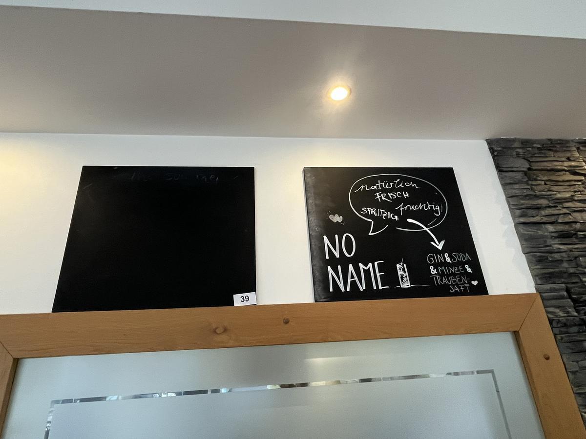 2 Stück Kreidetafeln 50/50 cm?d=2025-12-06 05:53:56