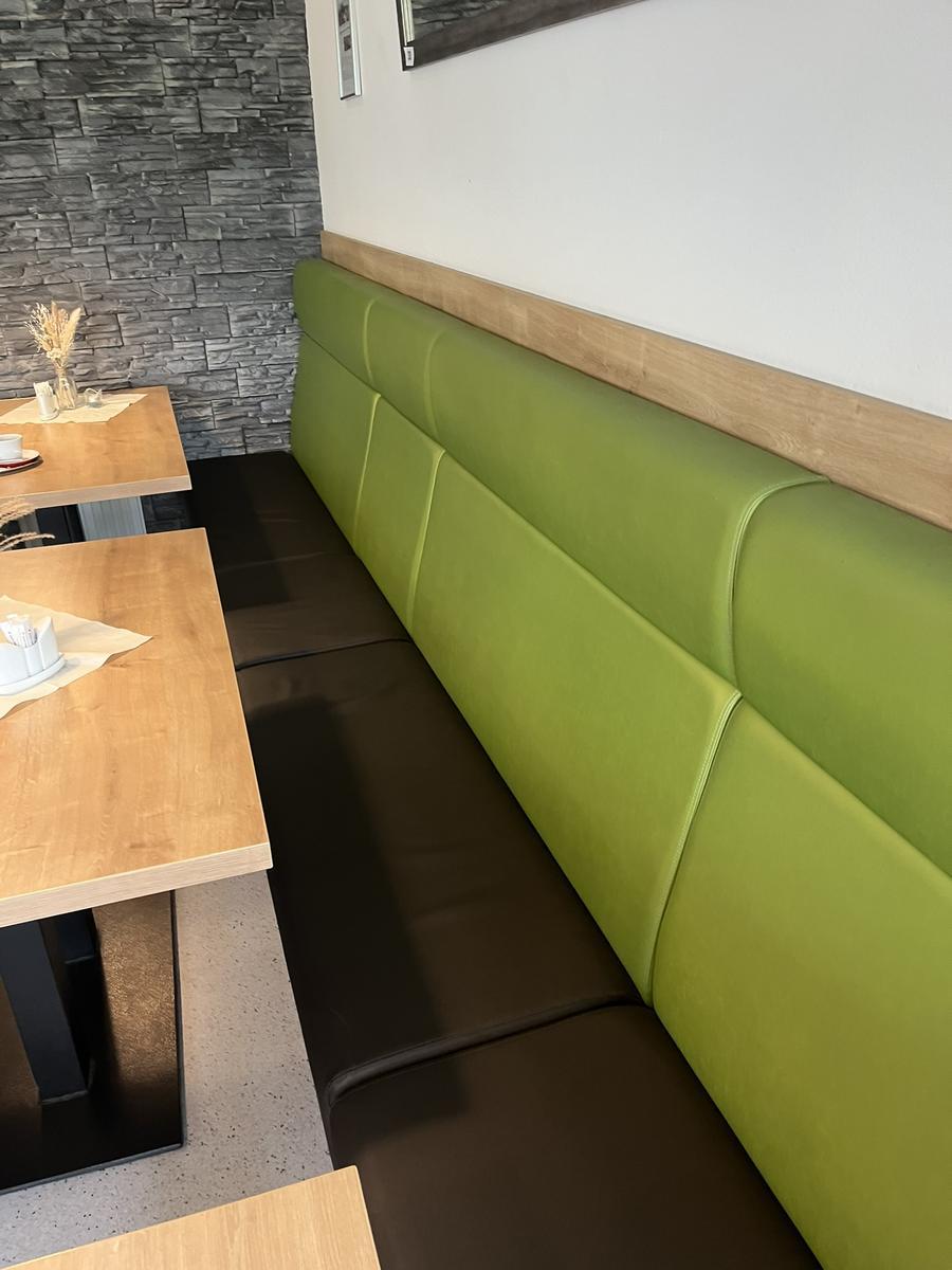 4 Stück Bankmodule mit Lederbezug ca. 420/80/120 cm?d=2025-12-06 05:56:03