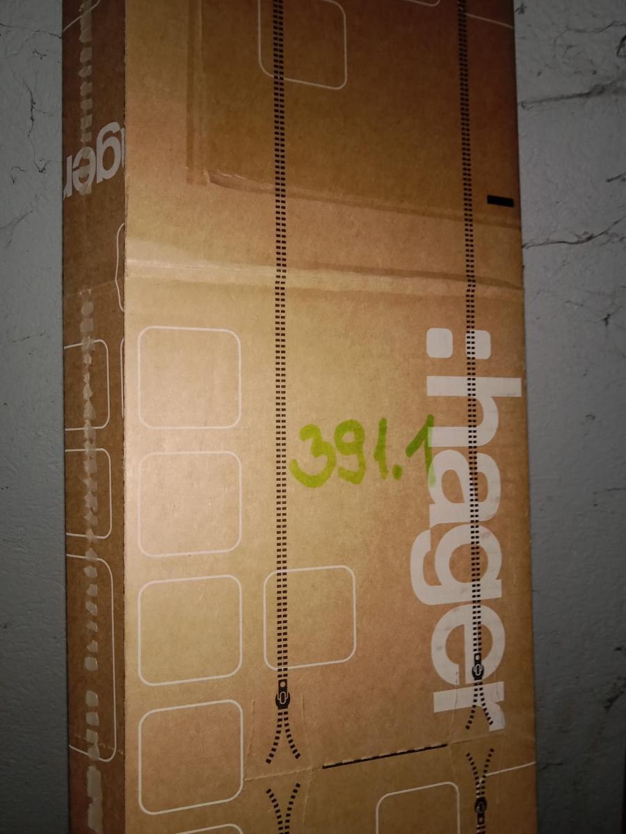 1 Karton HAGER Kabelschiene neu?d=2025-12-06 05:53:29
