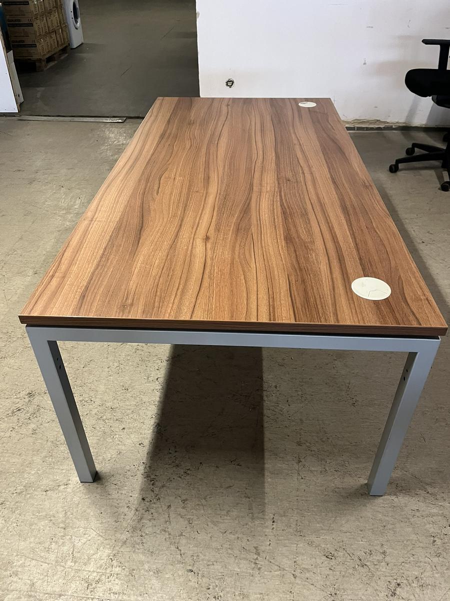 Neudörfler Schreibtisch?d=2025-12-06 05:35:00